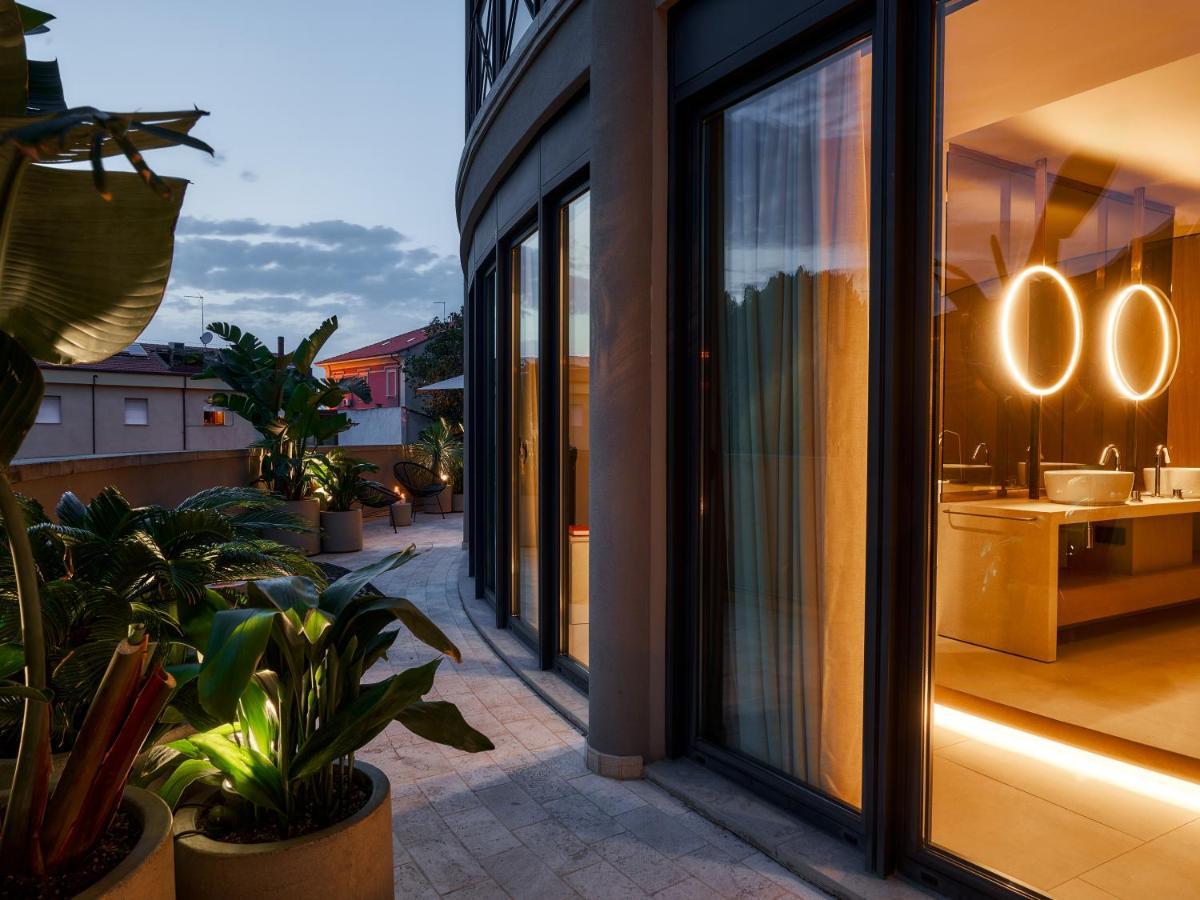 Le Residenze By Victoria Palace Cattolica Exterior foto