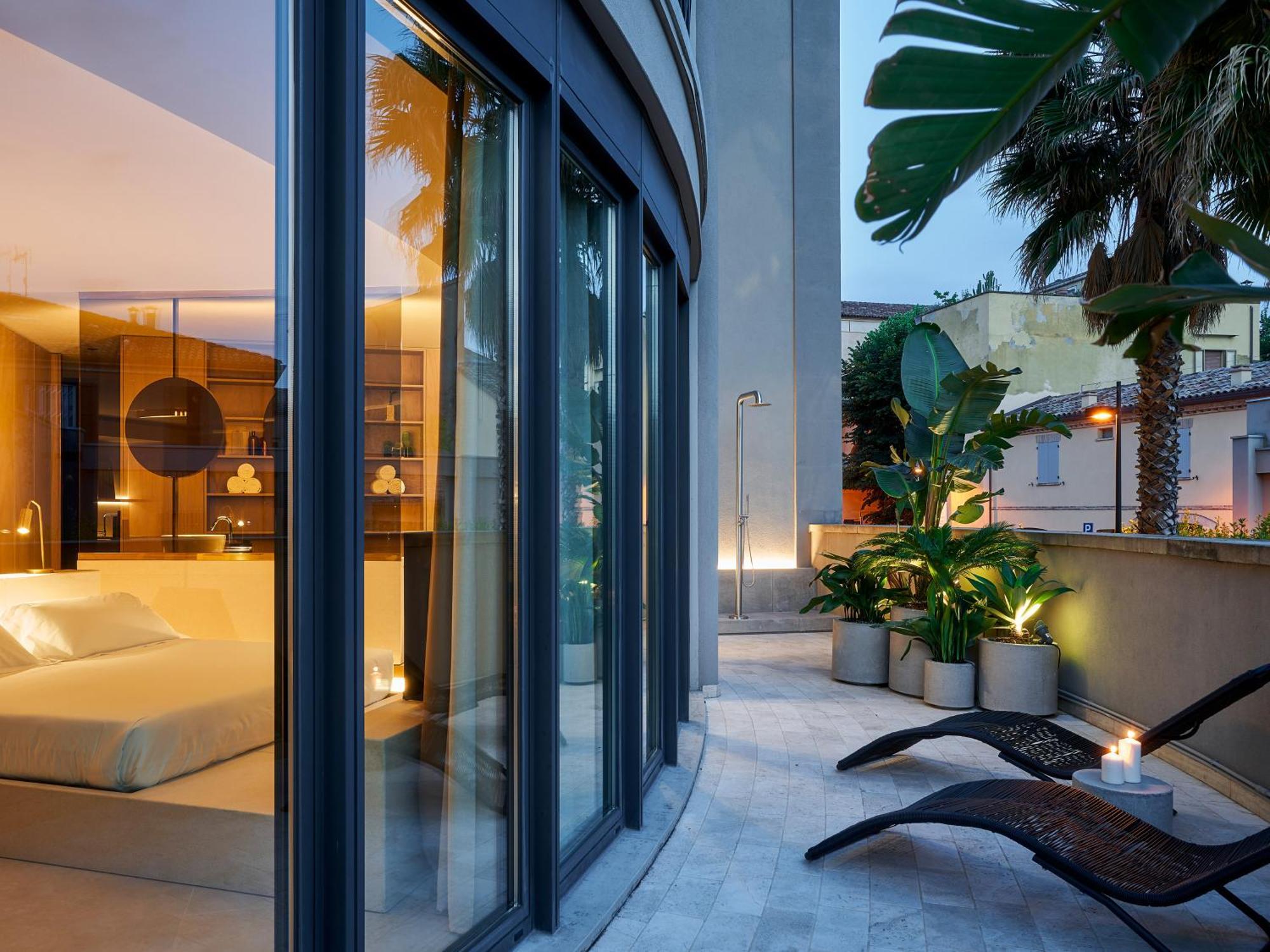 Le Residenze By Victoria Palace Cattolica Exterior foto