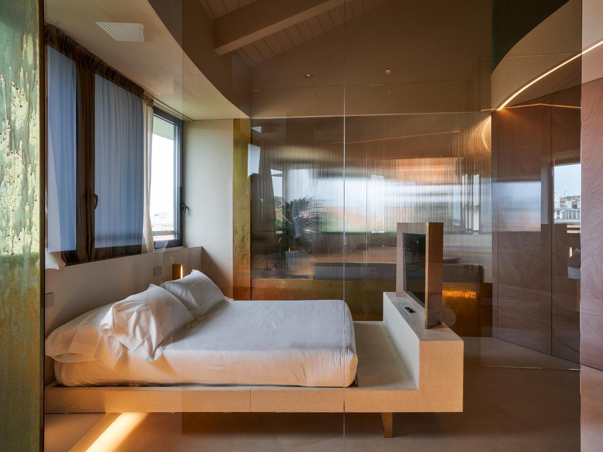 Le Residenze By Victoria Palace Cattolica Exterior foto
